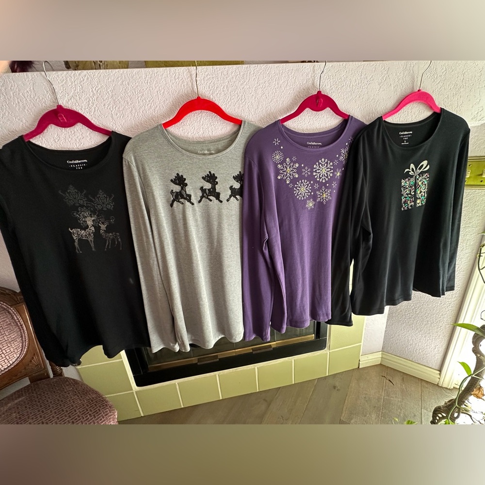4 Croft&Barrow Embellished Long-Sleeve Holiday Tops (Large)
